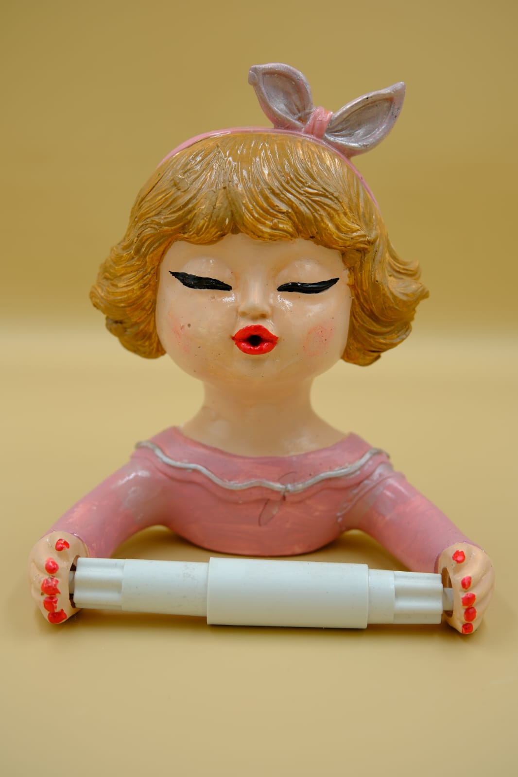 Tuvalet Kağıdı Tutacağı Kız