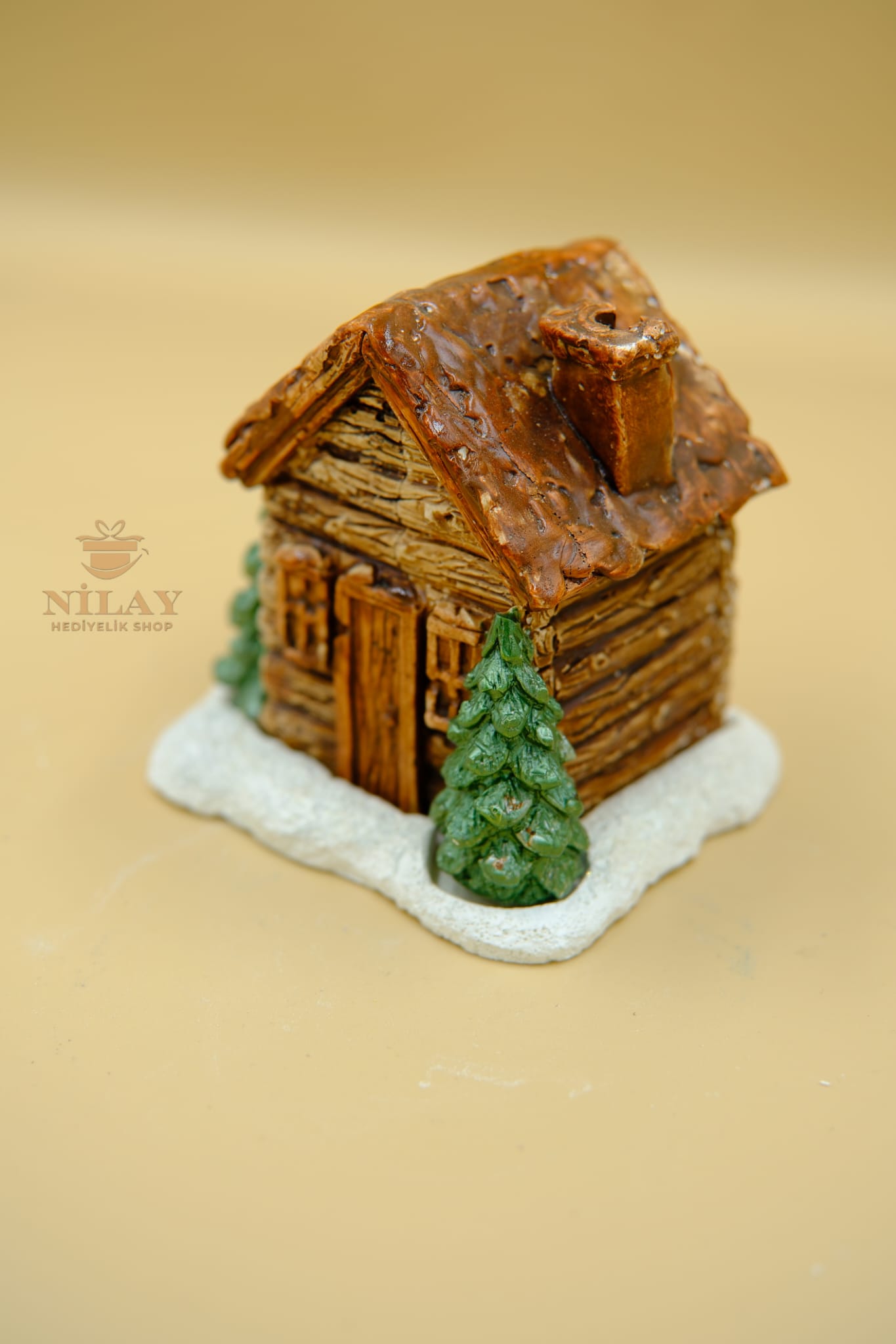 Kahverengi Tütsülük Ev